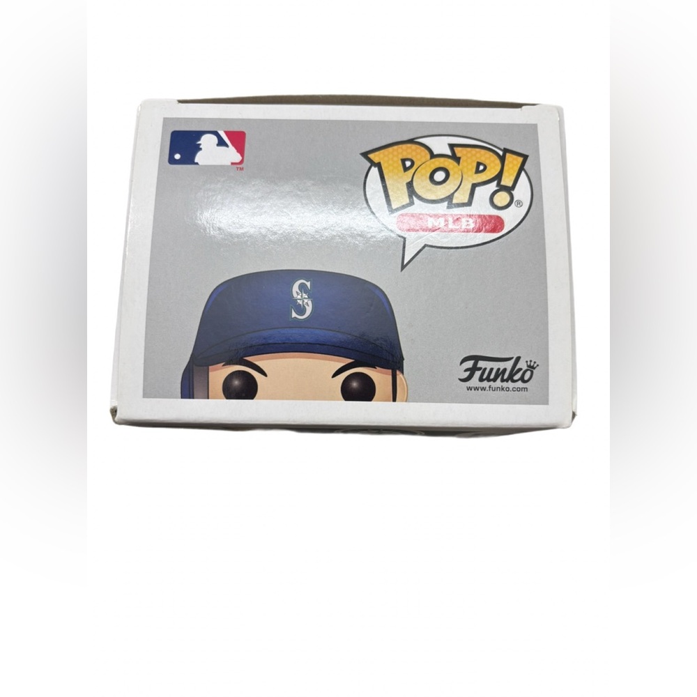 SOLD Funko Pop MLB Ichiro Suzuki #51 Seattle Mariners T-Mobile Park Exclusive - Picture 5 of 6